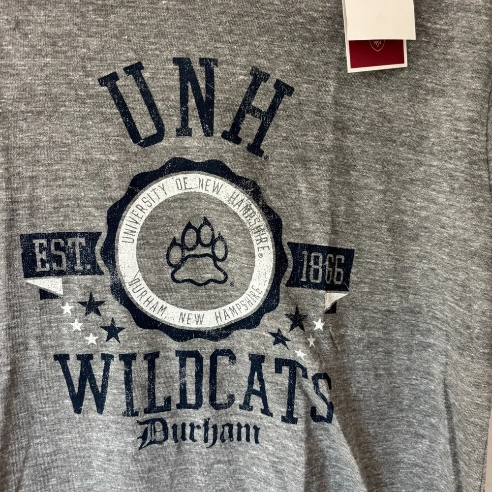NWT League UNH Wildcats Gray T-Shirt SZ L - Picture 7 of 8